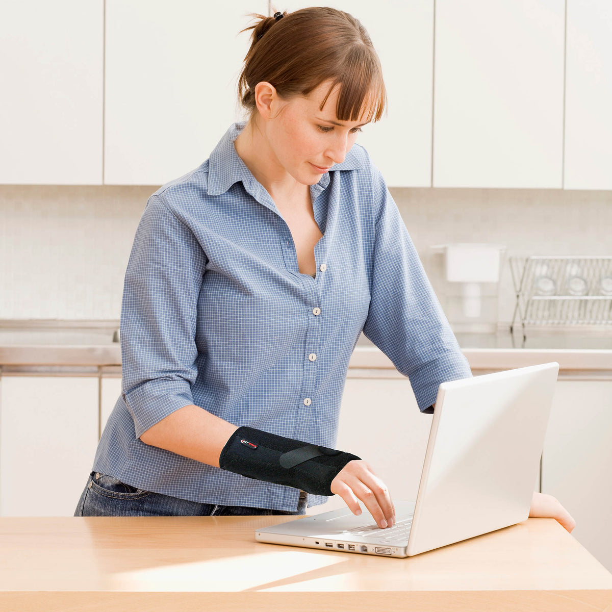 Talon Wrist Orthosis – Adjustable Wrist Brace for Sprains, Tendonitis & Carpal Tunnel